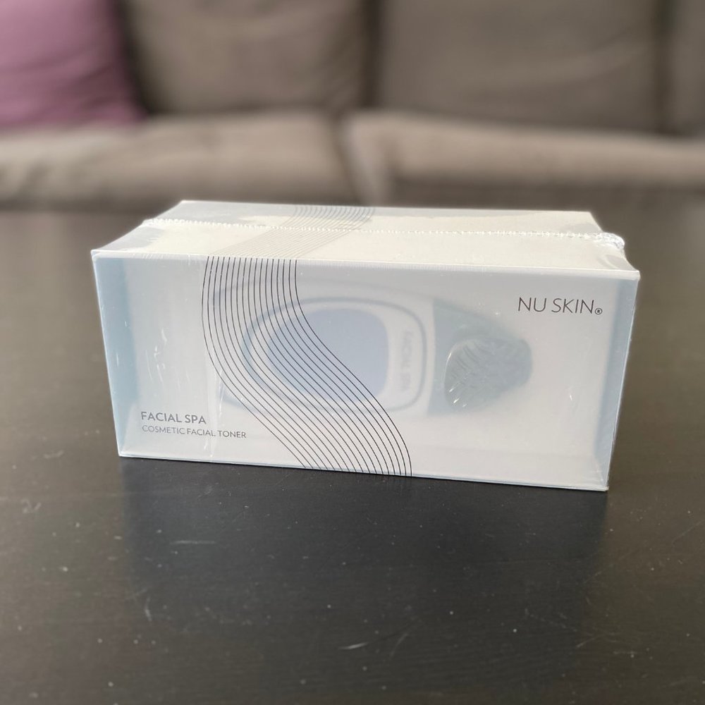 Nu Skin Facial Spa + Conductive Gel